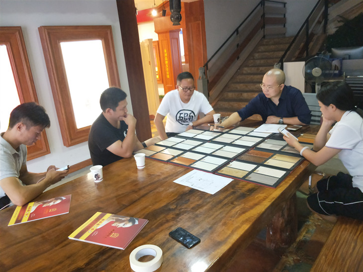 af3bbbb1fc4658c0a8dcf6258fbc6596.jpg 免漆板十大品牌-香港俏佳人板材 (4).jpg